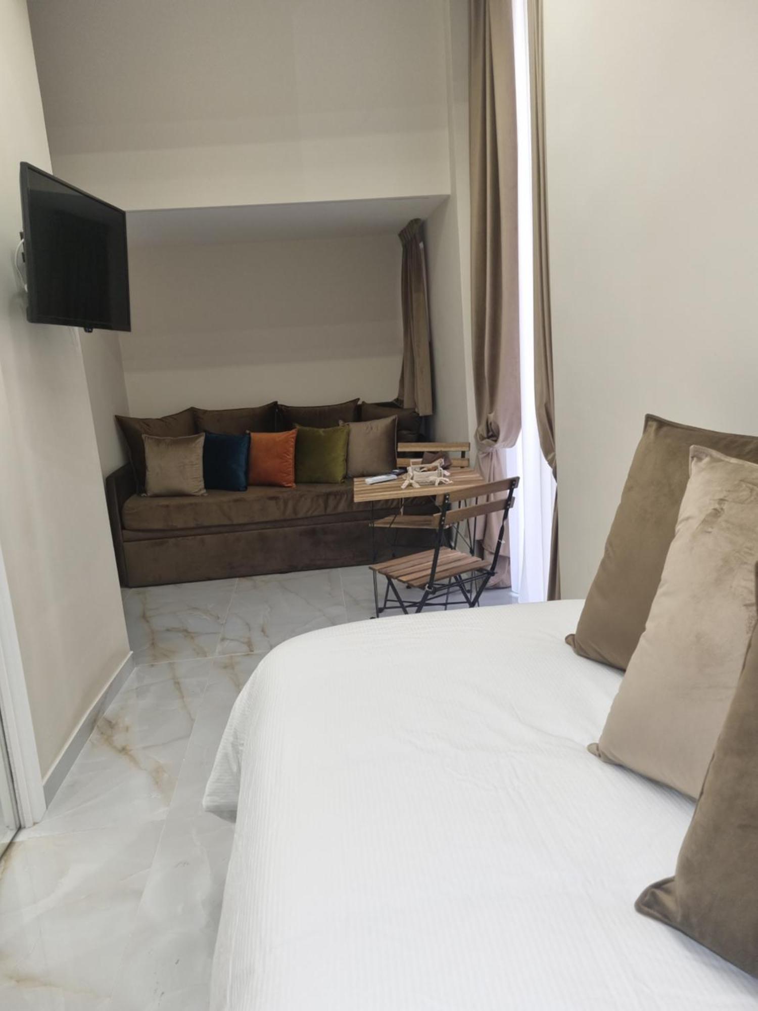 Station House 45 Bed & Breakfast Napoli Eksteriør bilde